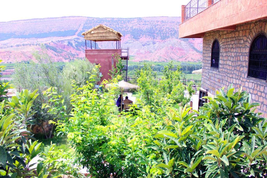 Riad Aslda อัสนี ภายนอก รูปภาพ
