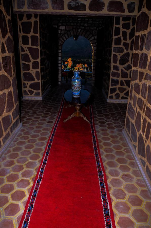Riad Aslda อัสนี ภายนอก รูปภาพ