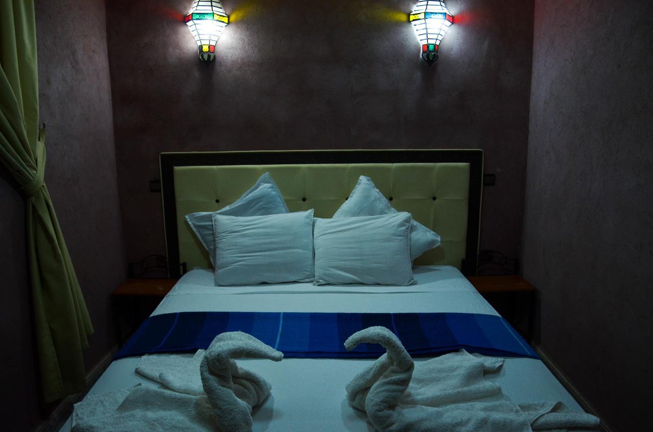 Riad Aslda อัสนี ภายนอก รูปภาพ