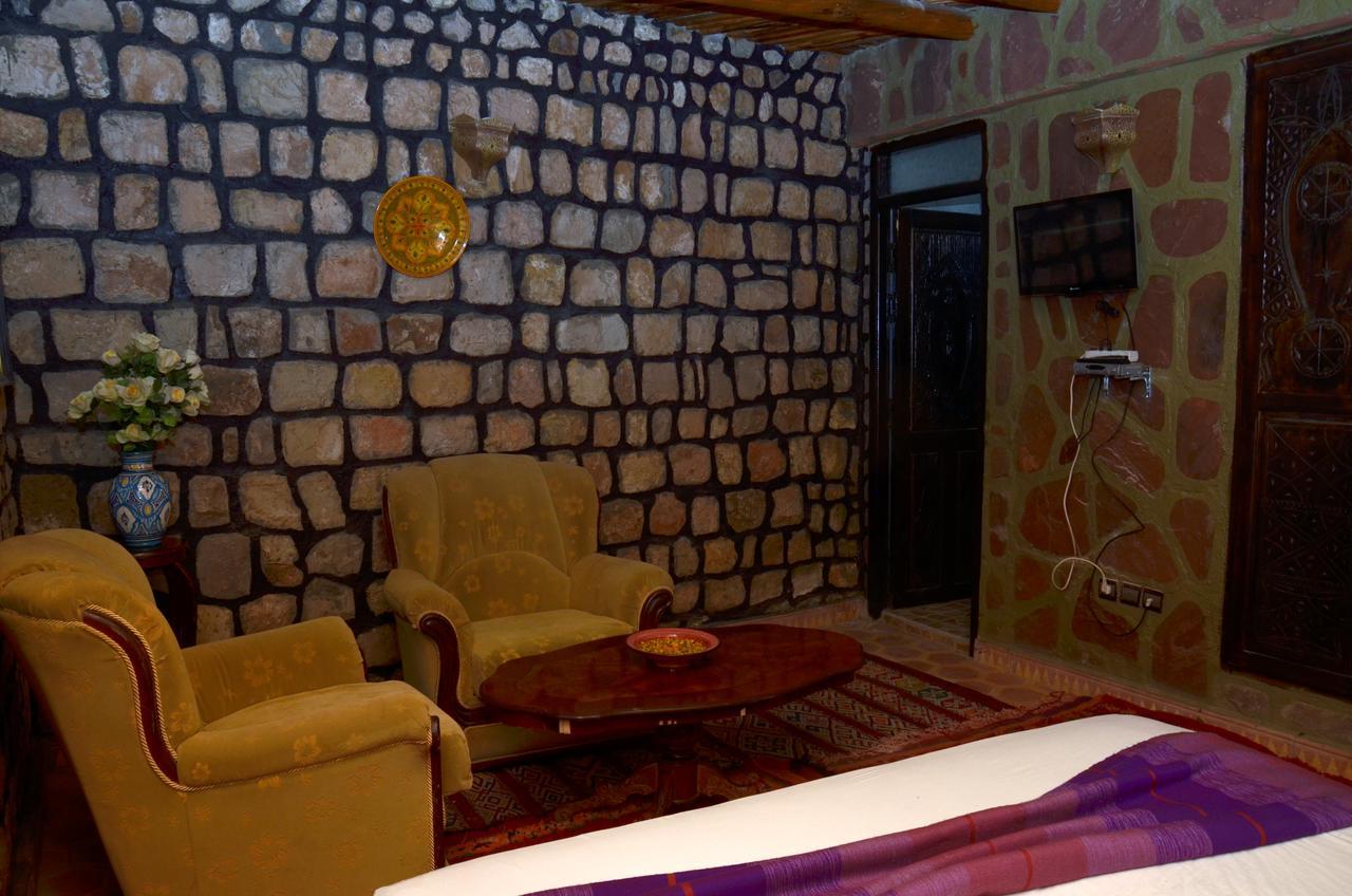 Riad Aslda อัสนี ภายนอก รูปภาพ