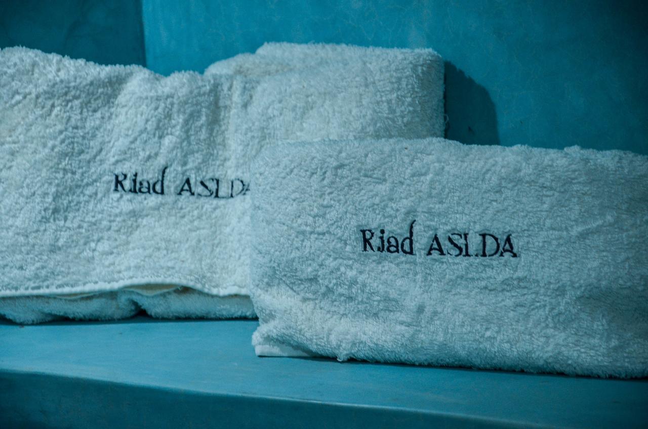 Riad Aslda อัสนี ภายนอก รูปภาพ